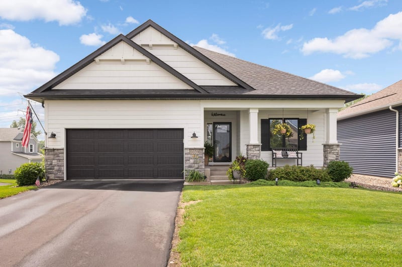 1039 Spruce St, Newport, MN 55055