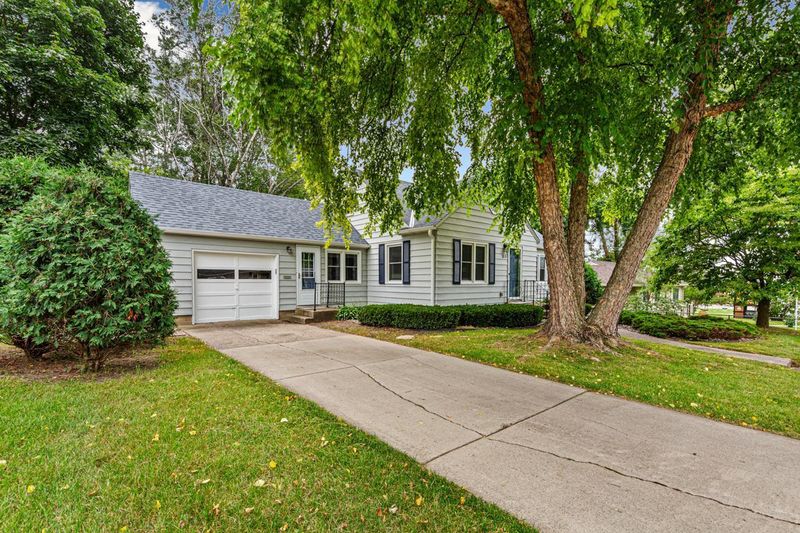 815 Rogers Row, Faribault, MN 55021