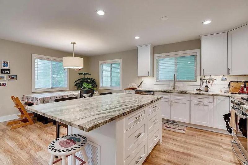 278 Harrington Dr, Long Lake, MN 55356
