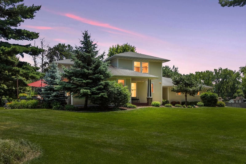 5678 Centerville Rd, White Bear Twp, MN 55127