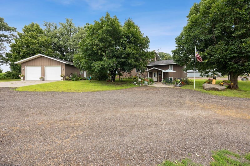 18788 17th St SE, Princeton, MN 55371