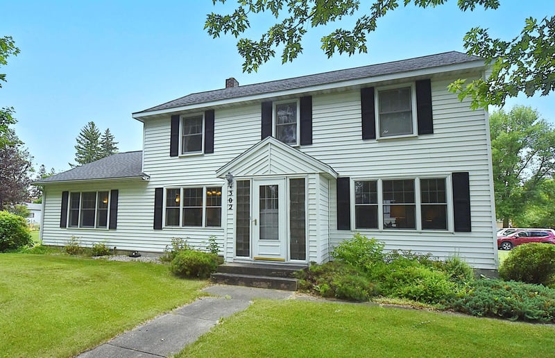 302 2nd St NW, Mahnomen, MN 56557