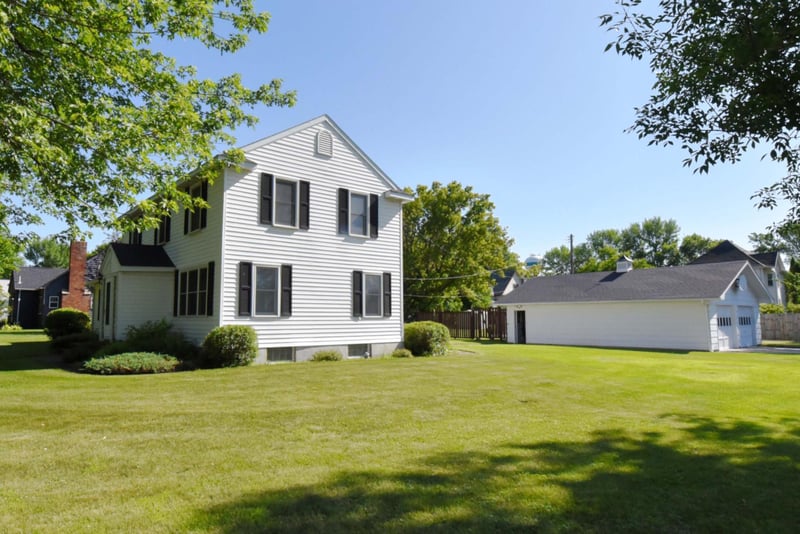 302 2nd St NW, Mahnomen, MN 56557