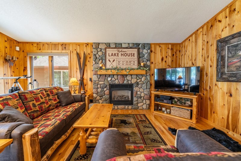 22402 S Shore Dr, Emily, MN 56447