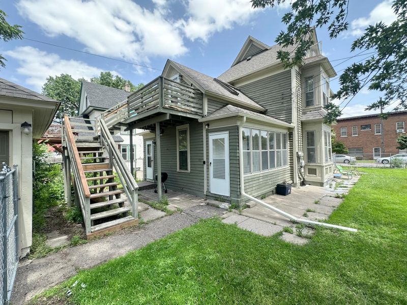 2204 6th St NE, Minneapolis, MN 55418
