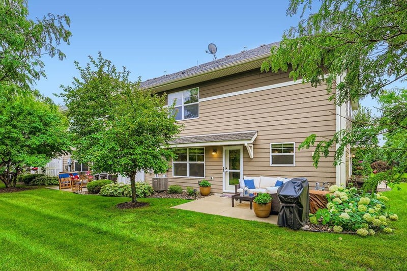3251 Red Oak Trl, Hamel, MN 55340