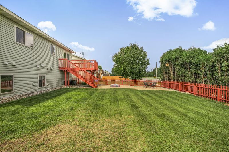6645 Black Spruce St, Saint Cloud, MN 56303