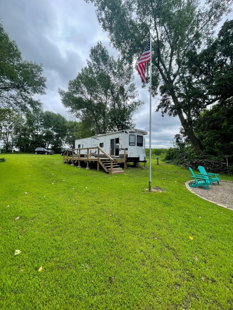 52002 Elysian Lake Rd, Elysian, MN 56028