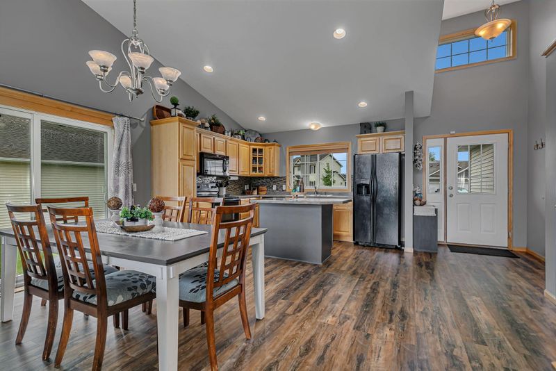 426 Elena Ln, Saint Joseph, MN 56374