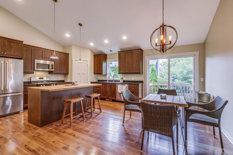 5203 Latta St, White Bear Lake, MN 55110