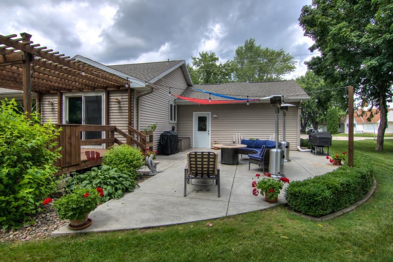 530 12th St E, Wabasha, MN 55981