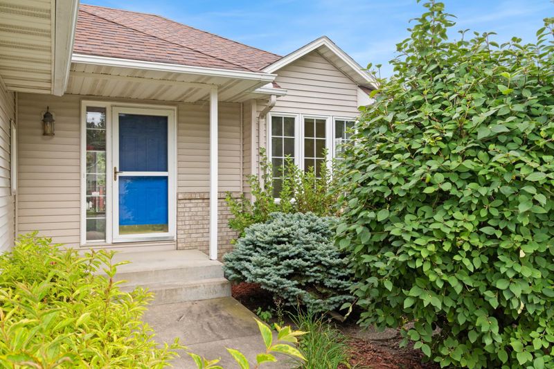 1255 Cuylle Bay, Faribault, MN 55021
