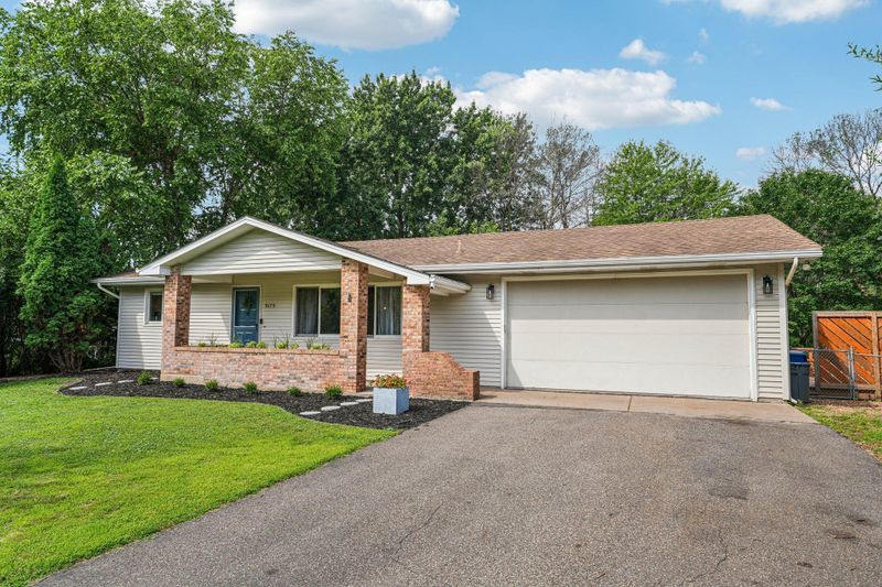 5175 Hemlock Ln N, Plymouth, MN 55442