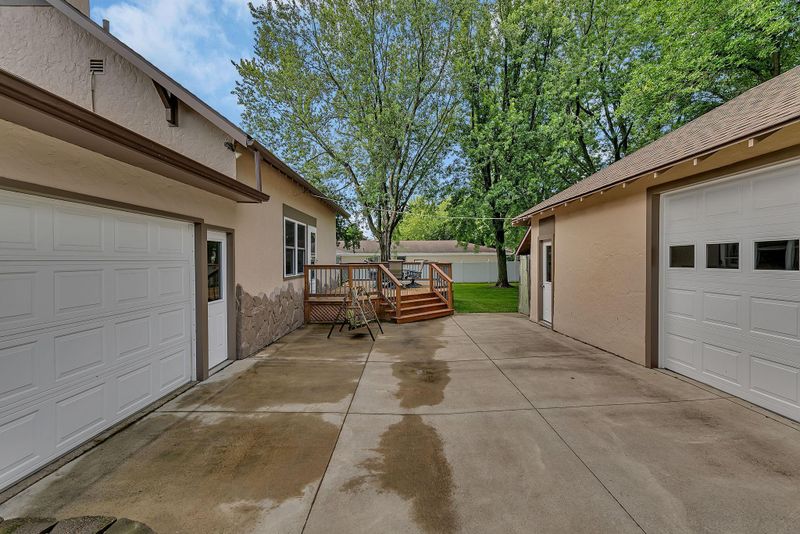 731 6th St, Albany, MN 56307