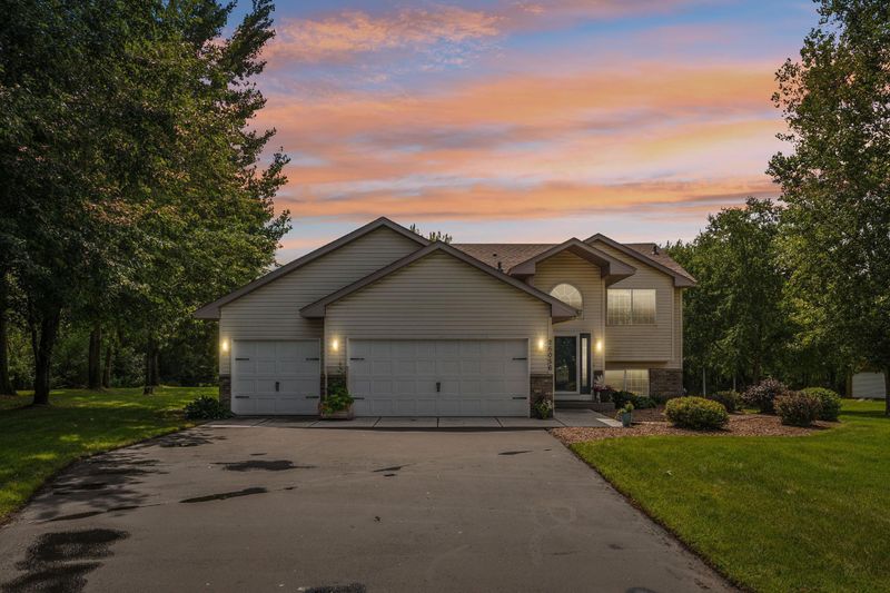 26056 103rd St NW, Zimmerman, MN 55398