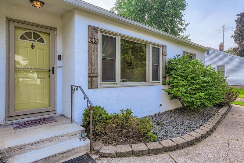 643 8th Ave S, South Saint Paul, MN 55075