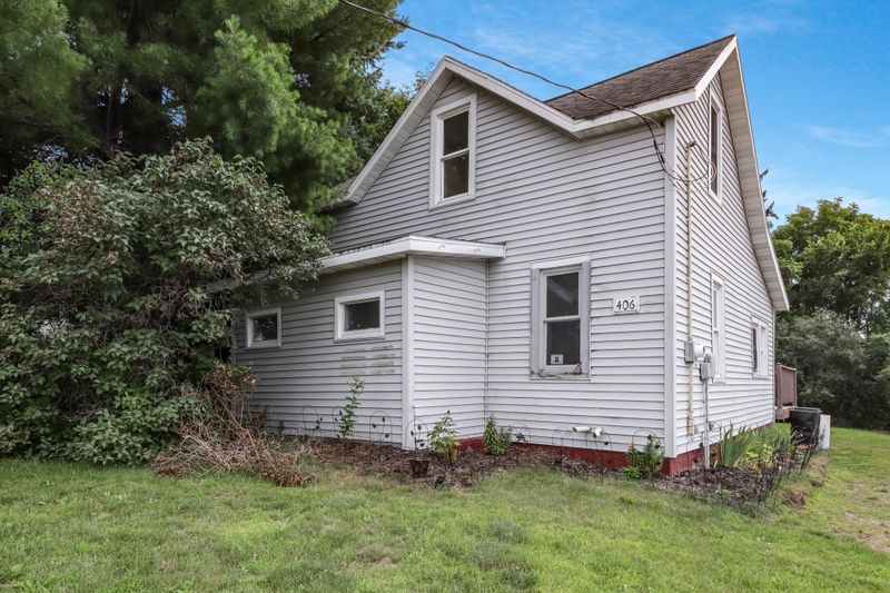 406 W Dallas St, Dallas, WI 54733