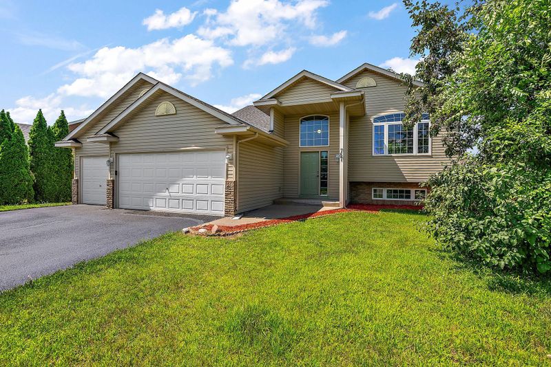 787 Harrison Dr, Big Lake, MN 55309