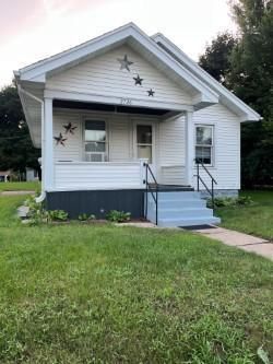 2726 4th St, Eau Claire, WI 54703