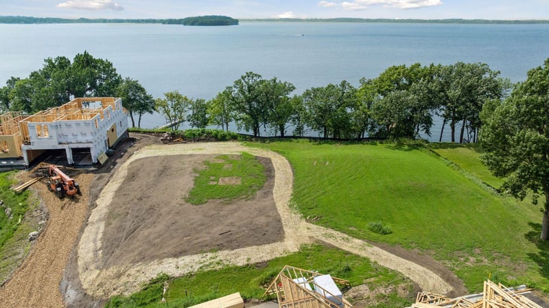 204 Sandy Shores Rd, Waconia, MN 55387