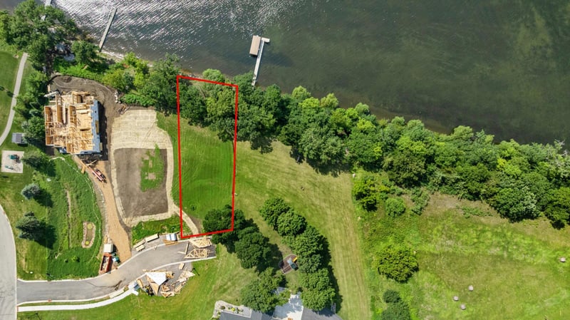 204 Sandy Shores Rd, Waconia, MN 55387