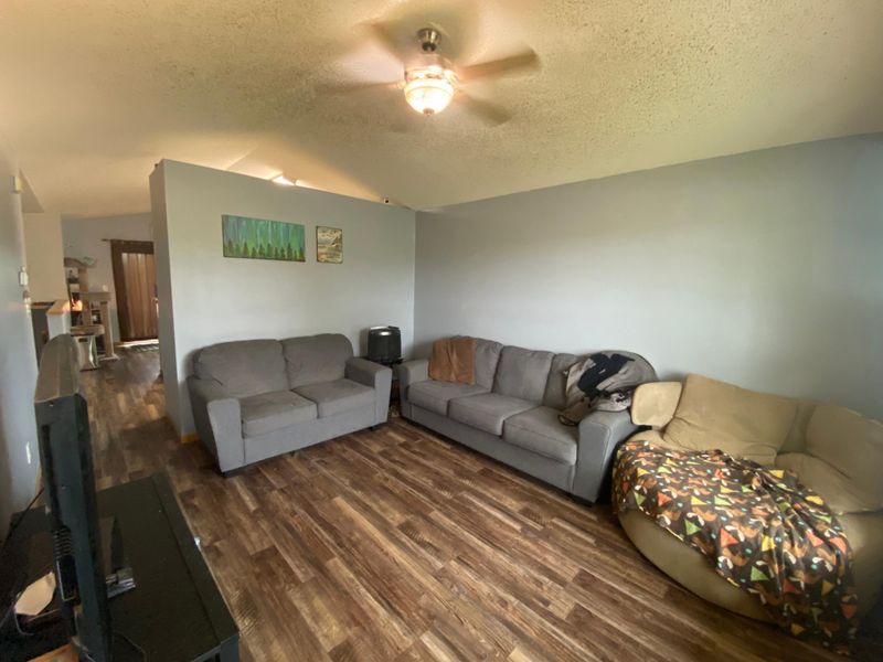 106 7th St SE, Grand Meadow, MN 55936