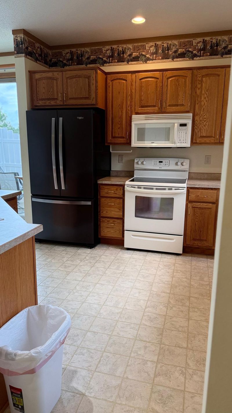 1017 Clausen Ave SW, Bemidji, MN 56601
