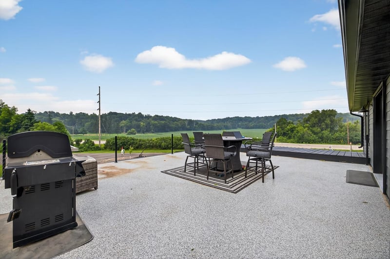 50352 Highway 42, Elgin, MN 55932