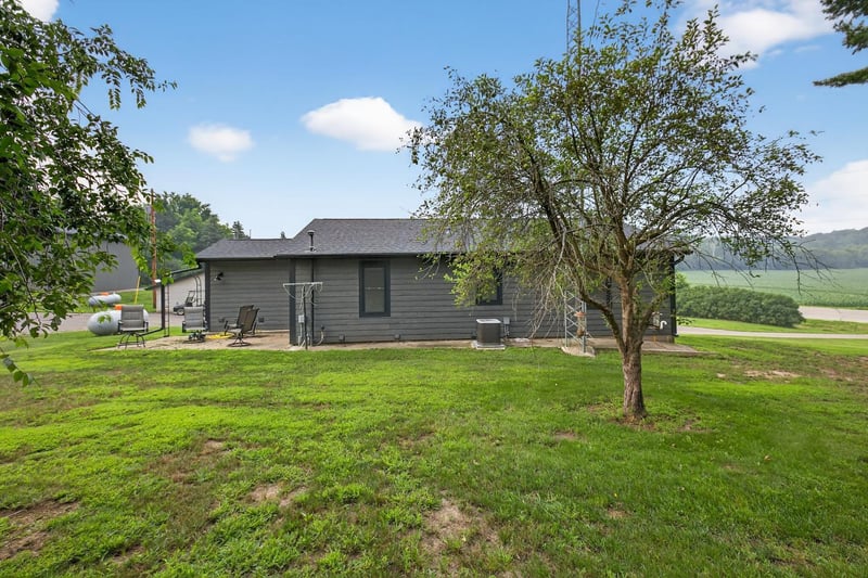 50352 Highway 42, Elgin, MN 55932