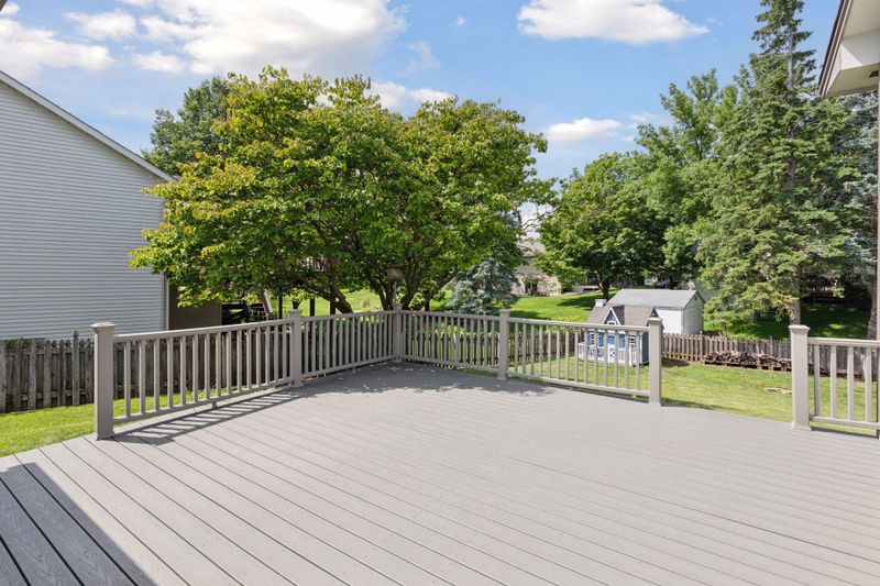 4363 Hamilton Dr, Eagan, MN 55123