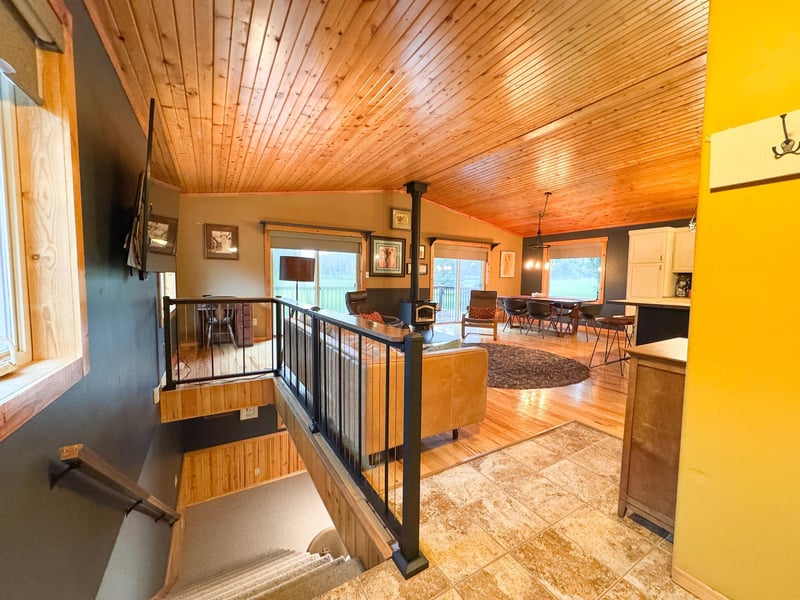 40112 244th St, Battle Lake, MN 56515