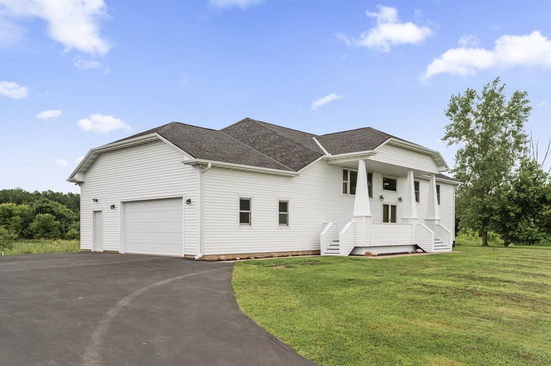 37125 Stanchfield Lake Rd NW, Dalbo, MN 55017