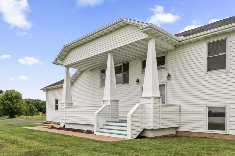 37125 Stanchfield Lake Rd NW, Dalbo, MN 55017