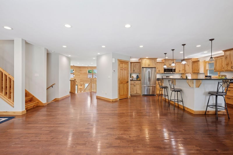 7861 Greer Ave NW, Maple Lake, MN 55358