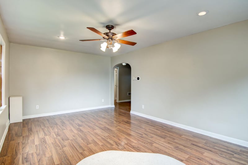 125 W Water St, Mondovi, WI 54755