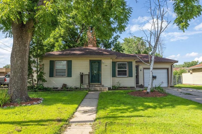 1122 6th St NW, Faribault, MN 55021