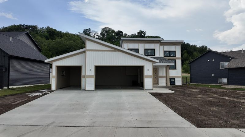1893 Hadley Hills Dr NE, Rochester, MN 55906