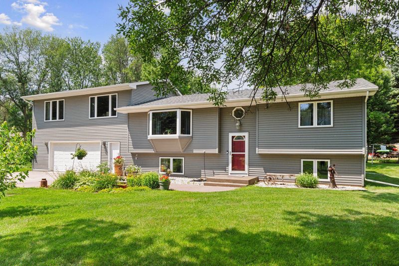 3750 35th St SE, Delano, MN 55328