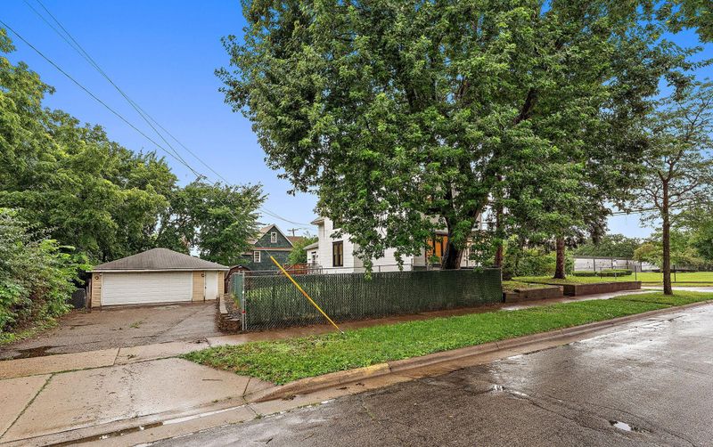 104 Granite St, Saint Paul, MN 55117