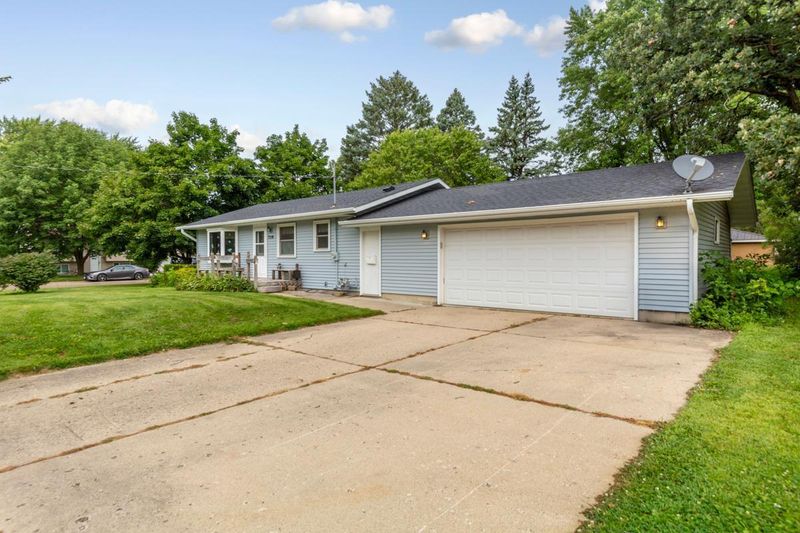 710 22nd St NE, Owatonna, MN 55060
