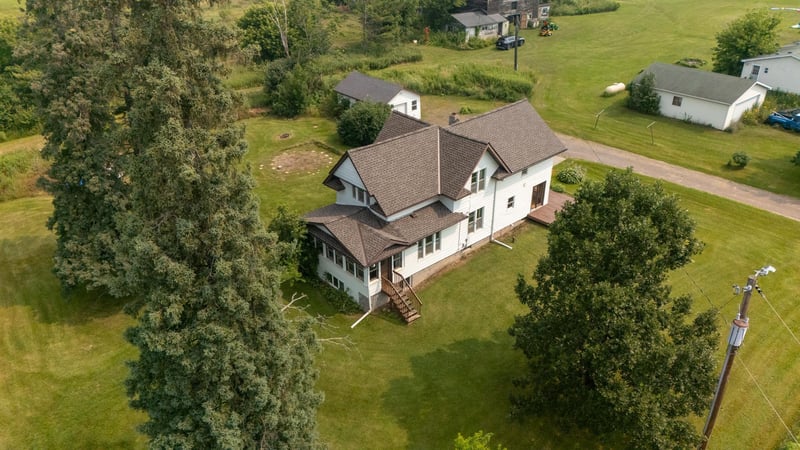 3636 Carlton St, Barnum, MN 55707
