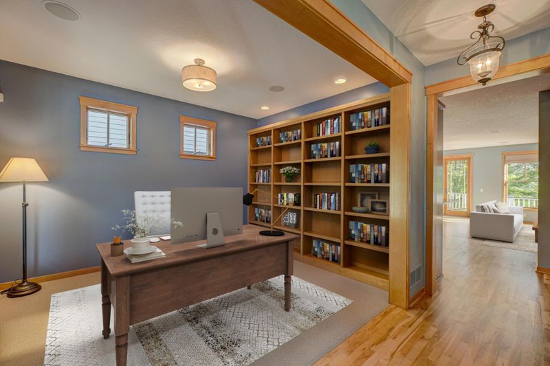 147 Rutherford Rd, Stillwater, MN 55082