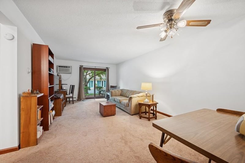 2809 E Minnehaha Pw #105, Minneapolis, MN 55417