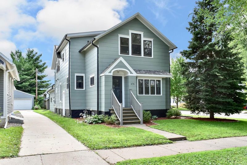 676 Wilson St, Winona, MN 55987