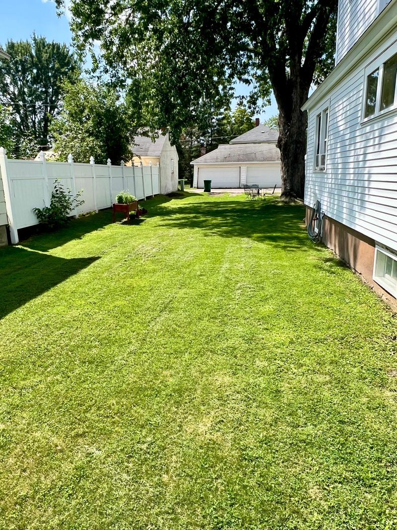 513 3rd St, Nashwauk, MN 55769