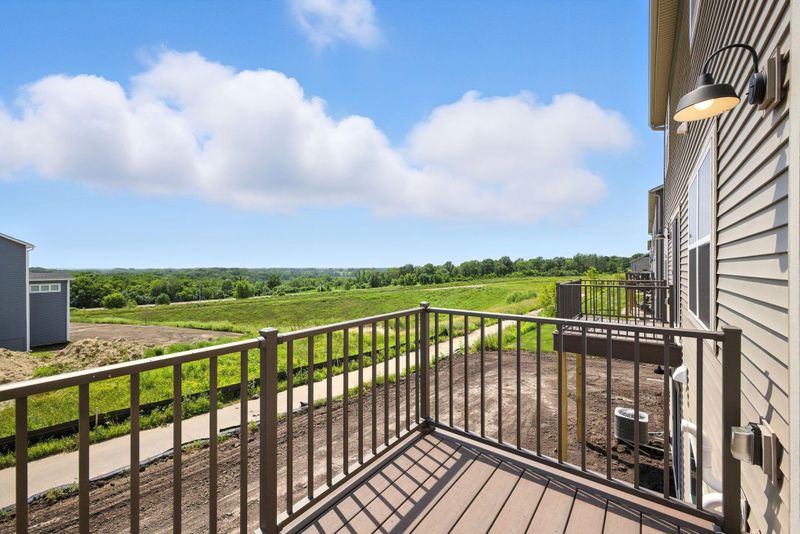 6683 Bluestem Way, Minnetrista, MN 55331