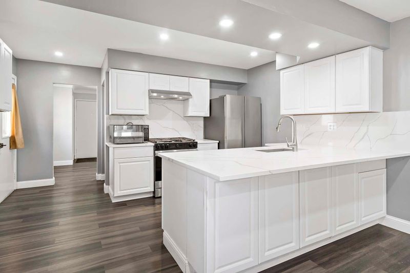 2355 Cowern Pl E, North Saint Paul, MN 55109
