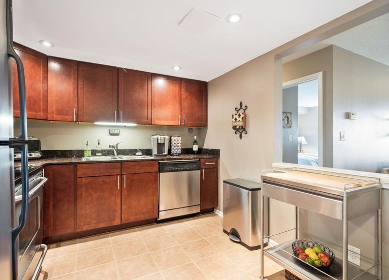 20 2nd St NE #P1803, Minneapolis, MN 55413