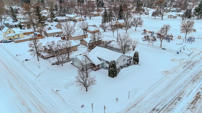 402 6th St SW, Little Falls, MN 56345