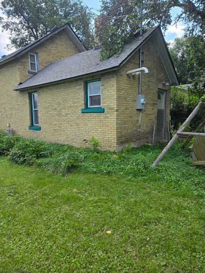 25 7th Ave NE, Saint Cloud, MN 56304
